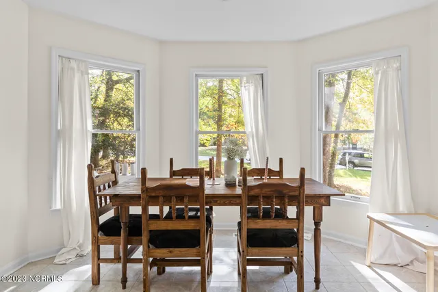 $368,500 | 107 Riverbend Road, Jacksonville, NC 28540