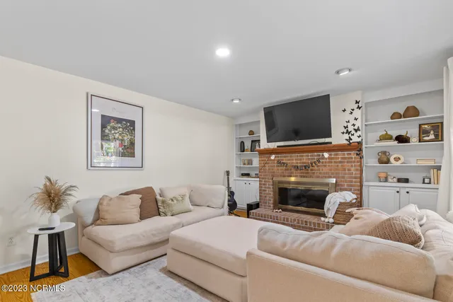 $368,500 | 107 Riverbend Road, Jacksonville, NC 28540