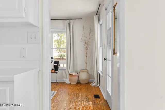 $368,500 | 107 Riverbend Road, Jacksonville, NC 28540