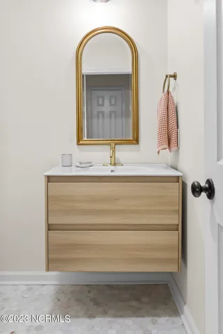 $368,500 | 107 Riverbend Road, Jacksonville, NC 28540