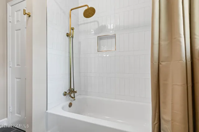 $368,500 | 107 Riverbend Road, Jacksonville, NC 28540