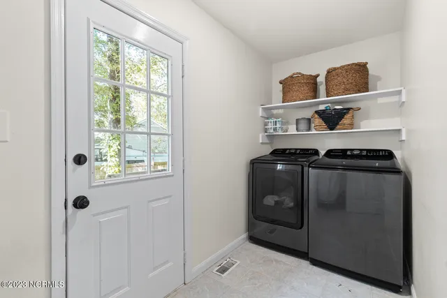 $368,500 | 107 Riverbend Road, Jacksonville, NC 28540