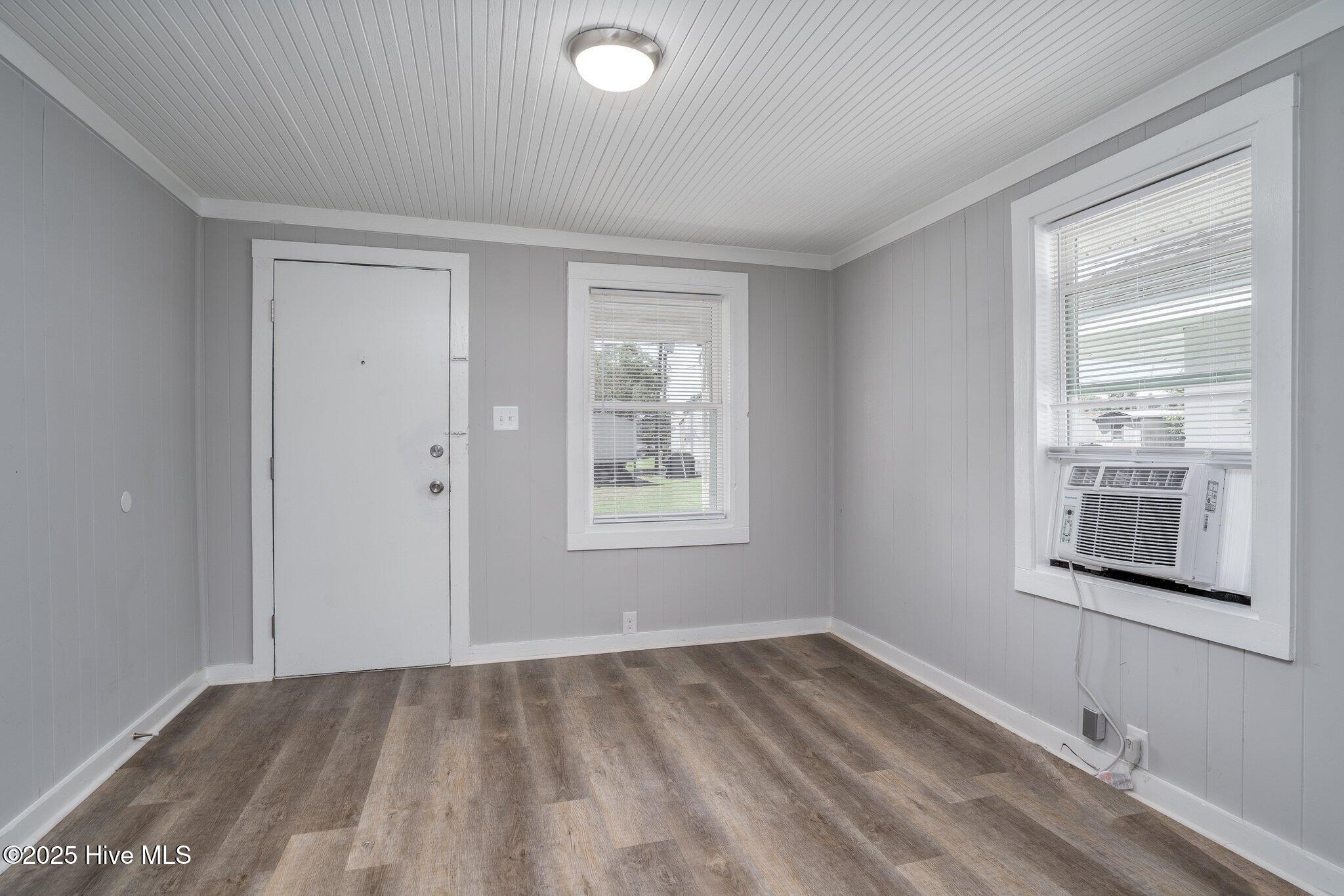 1507 Stantonsburg Road Southeast Wilson, NC 27893 - Photo 4 of 14 006-1505StantonsburgRoadSoutheast-Wilson