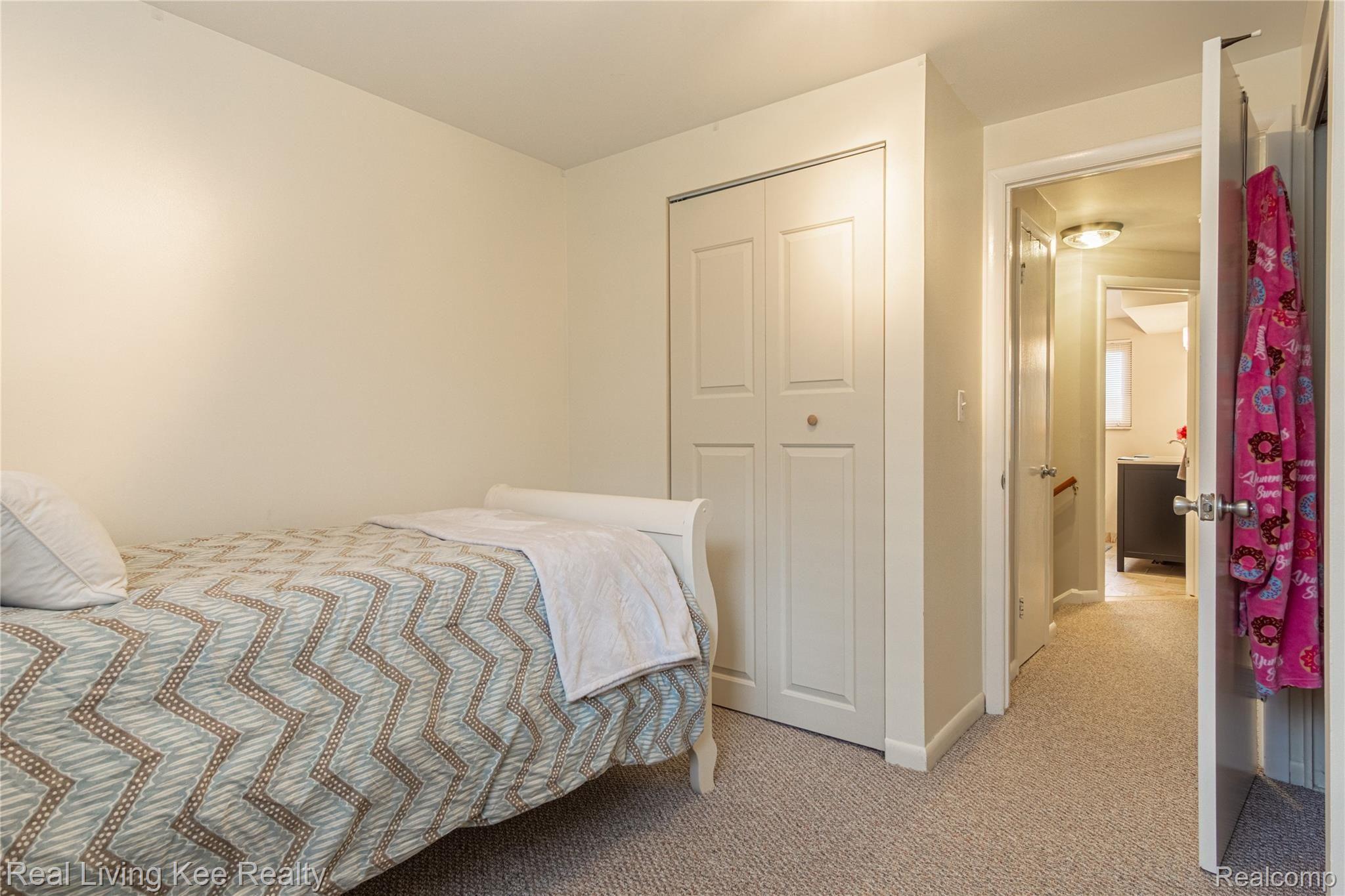 1088 North Adams Road Rochester, MI 48306 - Photo 41 of 49 Interiors (31 of 39).jpg