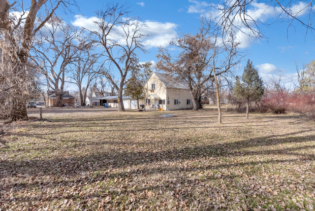 654 North 100 East Logan, UT 84321 - Photo 39 of 41 View of green lawn