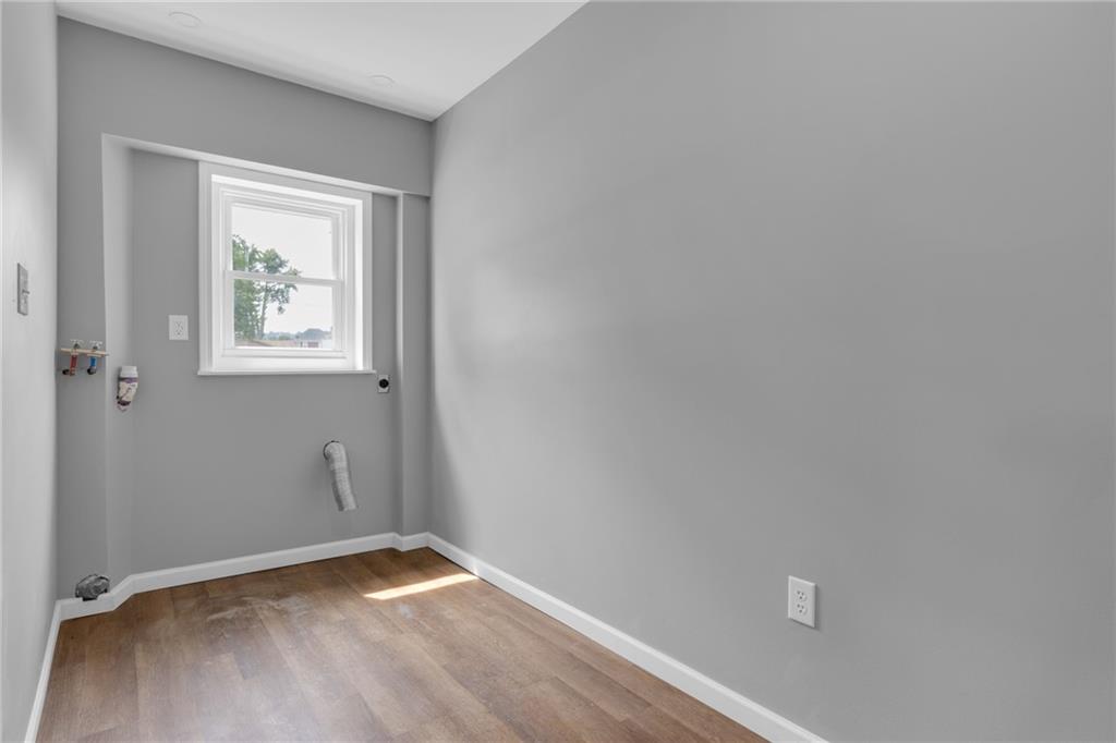 1119 Riverside Drive Beaver, PA 15009 - Photo 19 of 26 an empty room with a window