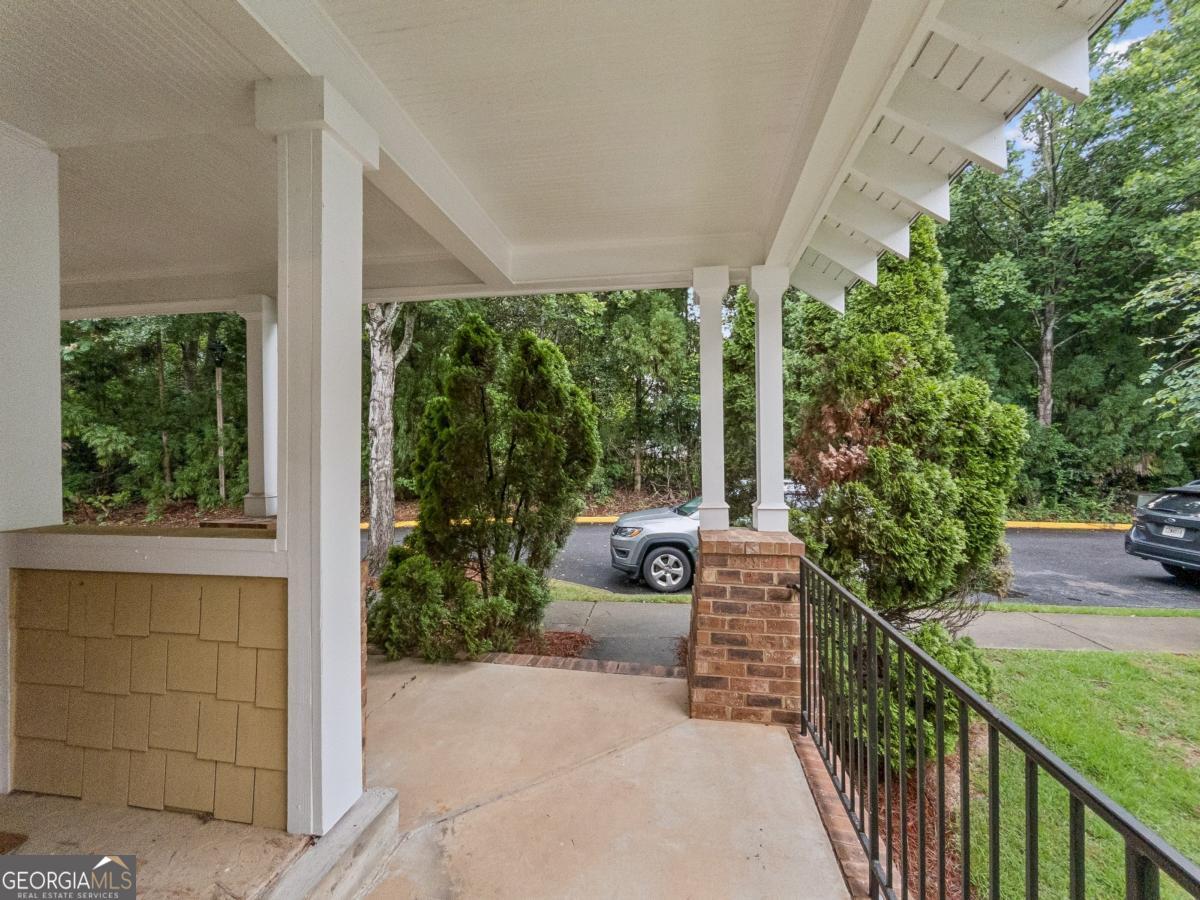 490 Barnett Shoals Road, Unit 526 Athens, GA 30605 - Photo 4 of 49