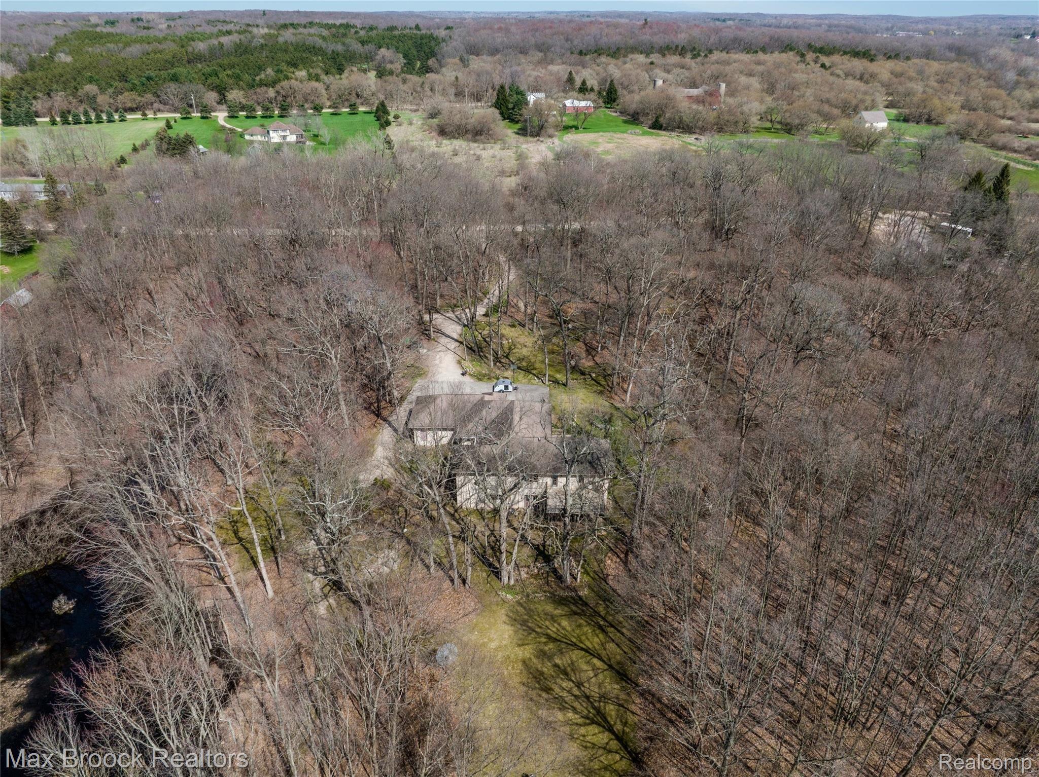 4646 Thomas Road Metamora, MI 48455 - Photo 2 of 54 4646 Thomas Rd0041.jpg