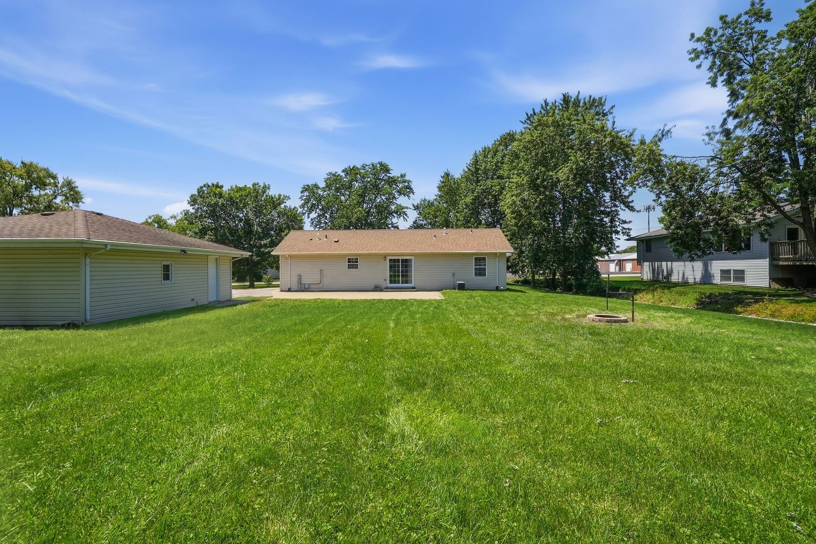 2420 Von Esch Road Joliet, IL 60431 - Photo 28 of 33
