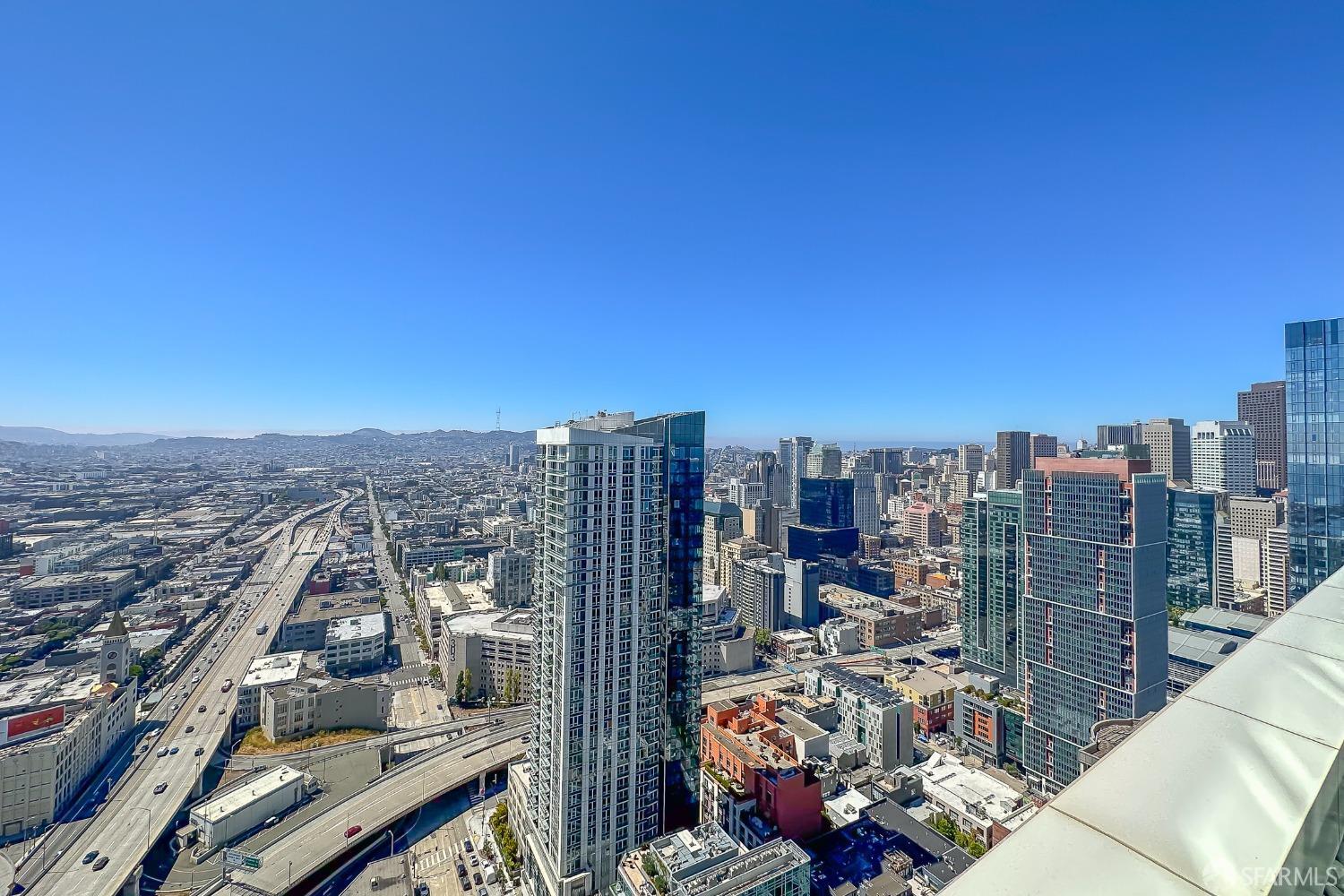 401 Harrison Street, Unit 44A San Francisco, CA 94105 - Photo 12 of 42 a view of city with ocean view