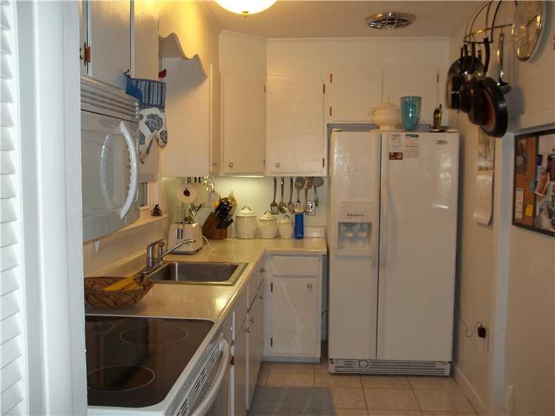 23 Locke Street Saco, ME 04072 - Photo 2 of 15 Kitchen.