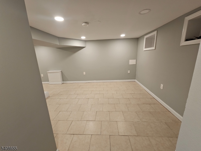 163 Elm Street Elizabeth, NJ 07208 - Photo 15 of 18