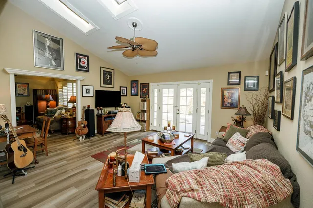 $515,000 | 413 Redford Lane, Modesto, CA 95350