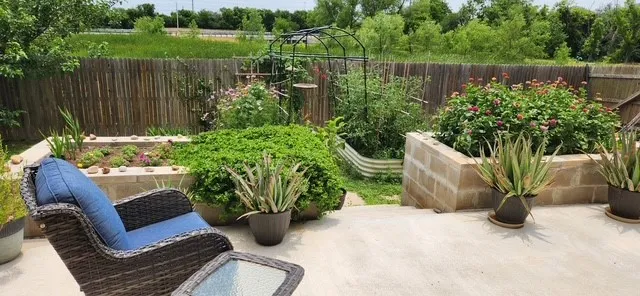 $2,495 | 132 Cibolo Creek Drive, Kyle, TX 78640