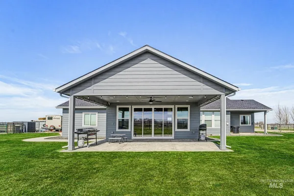 $995,000 | 24753 Simplot Boulevard, Wilder, ID 83676