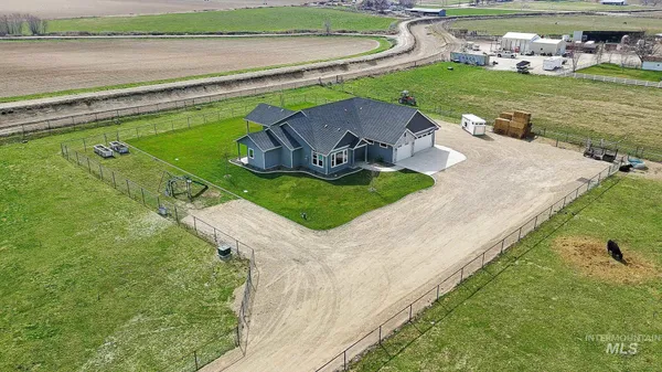 $995,000 | 24753 Simplot Boulevard, Wilder, ID 83676