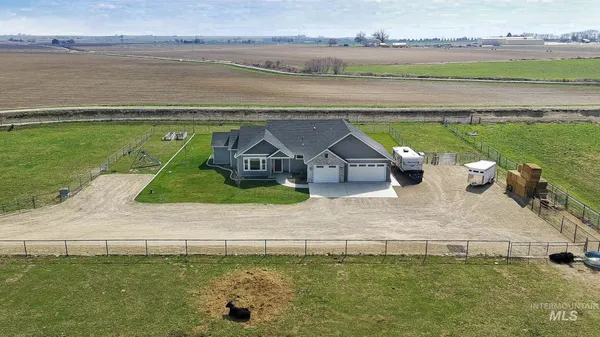 $995,000 | 24753 Simplot Boulevard, Wilder, ID 83676