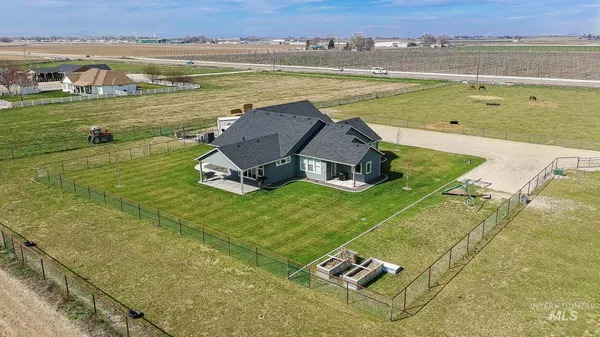 $995,000 | 24753 Simplot Boulevard, Wilder, ID 83676