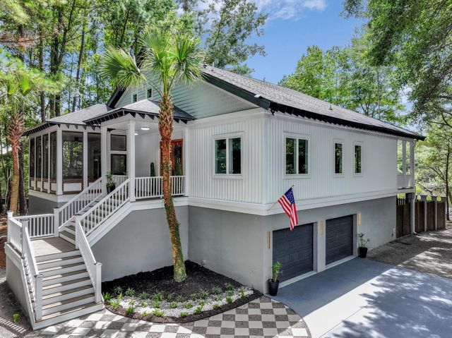 $1,750,000 | 581 Flannery Place, Mount Pleasant, SC 29466