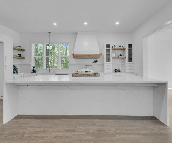 $1,750,000 | 581 Flannery Place, Mount Pleasant, SC 29466