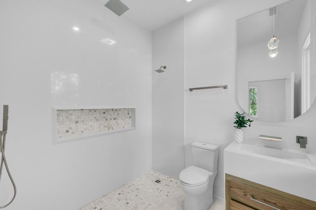 $1,750,000 | 581 Flannery Place, Mount Pleasant, SC 29466