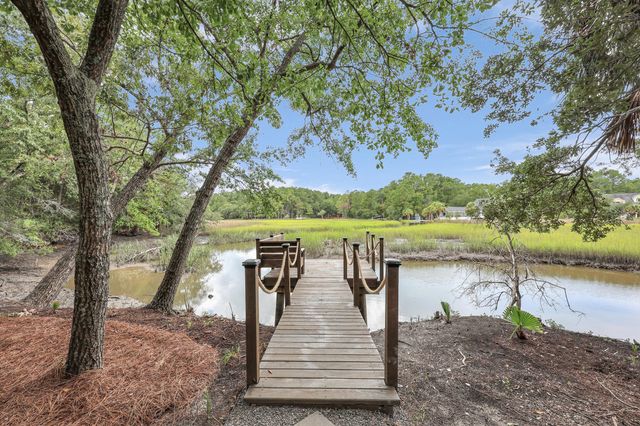 $1,750,000 | 581 Flannery Place, Mount Pleasant, SC 29466