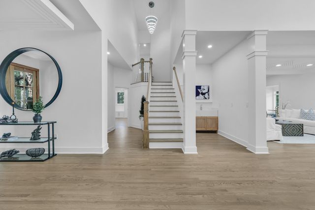 $1,750,000 | 581 Flannery Place, Mount Pleasant, SC 29466