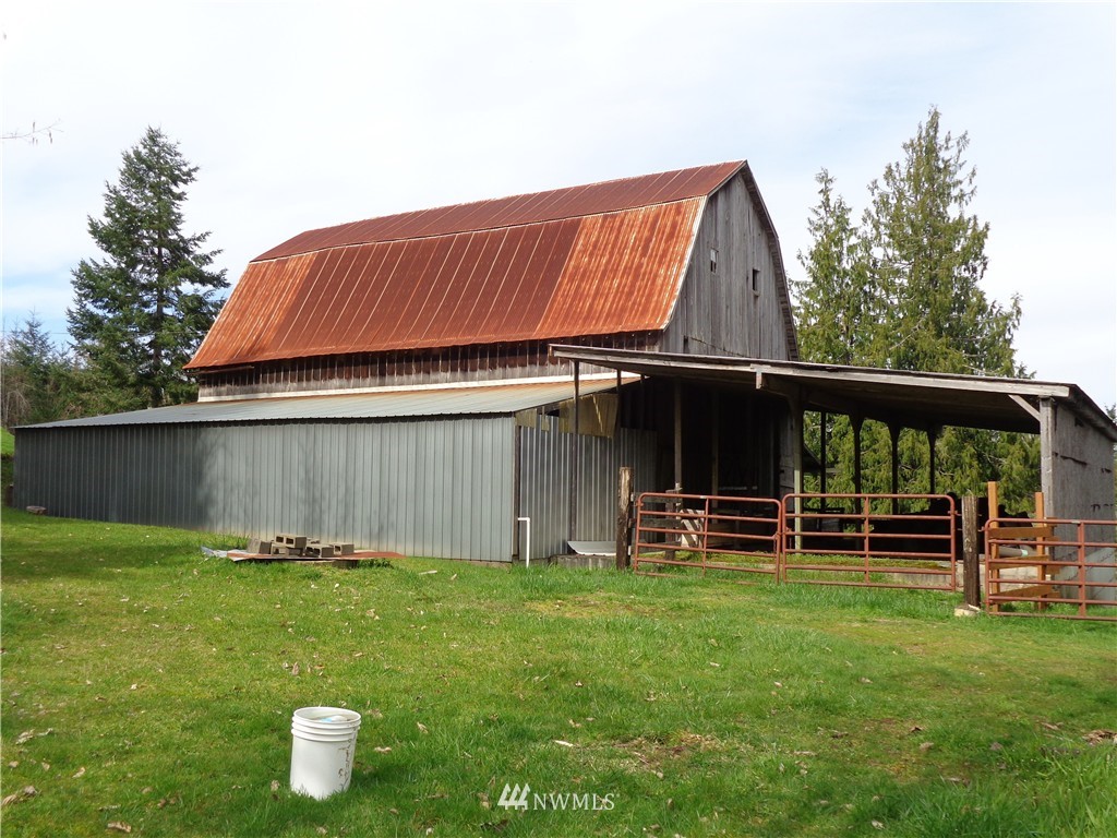 11548 Arnold Road Southwest Rochester, WA 98579 - Photo 11 of 24