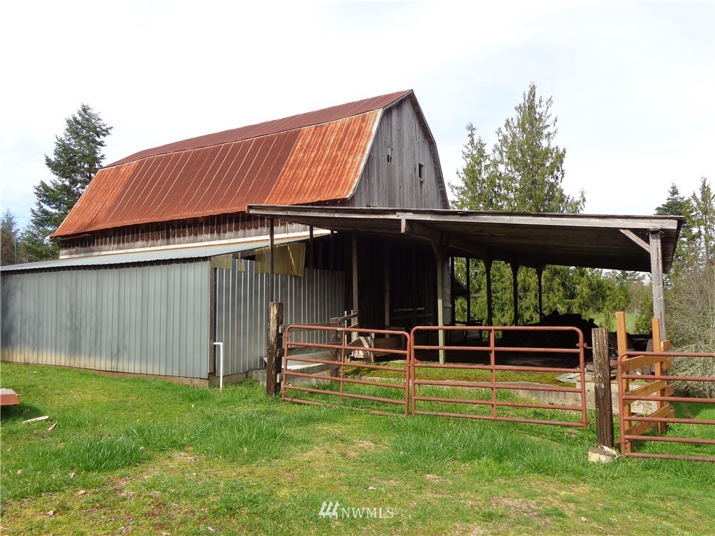 11548 Arnold Road Southwest Rochester, WA 98579 - Photo 12 of 24