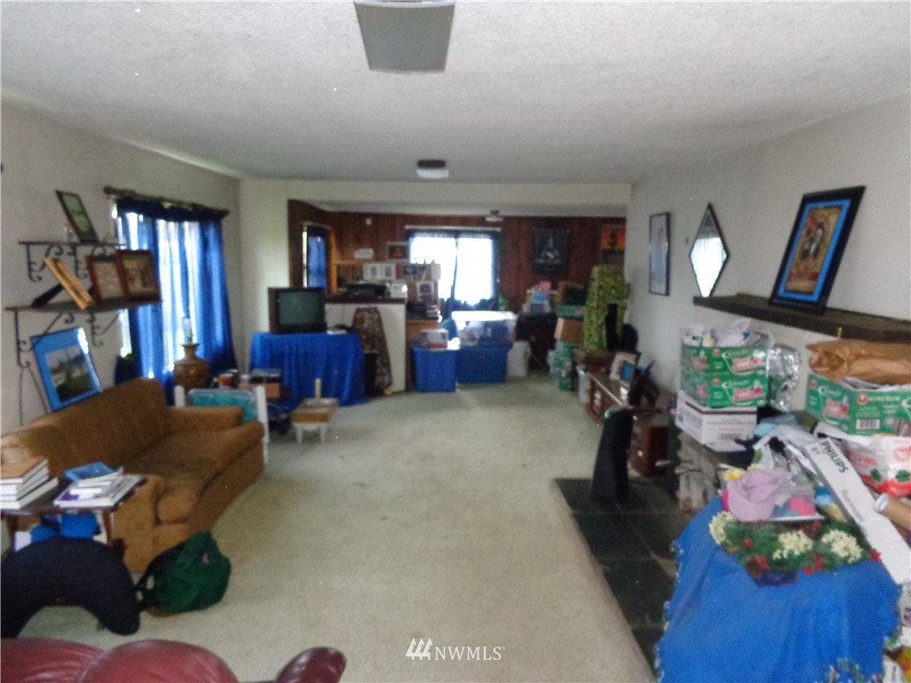 11548 Arnold Road Southwest Rochester, WA 98579 - Photo 4 of 24