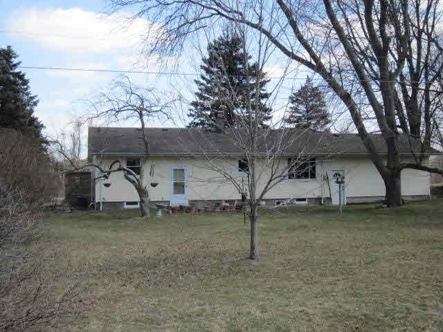 8925 Crabb Road Temperance, MI 48182 - Photo 3 of 4 20385103-2.JPG