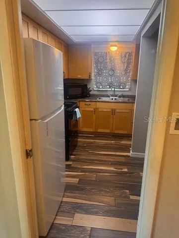 a view of walk in closet