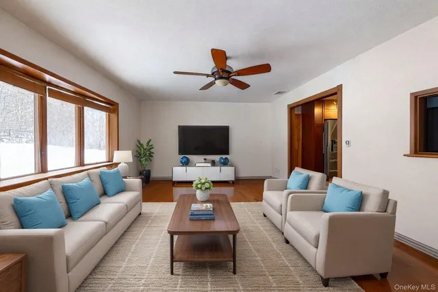 $450,000 | 145 North Fostertown Drive, Newburgh, NY 12550