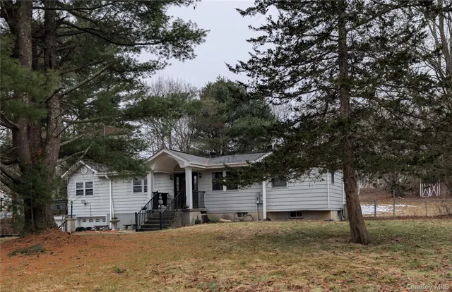 $450,000 | 145 North Fostertown Drive, Newburgh, NY 12550