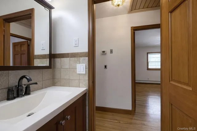 $450,000 | 145 North Fostertown Drive, Newburgh, NY 12550