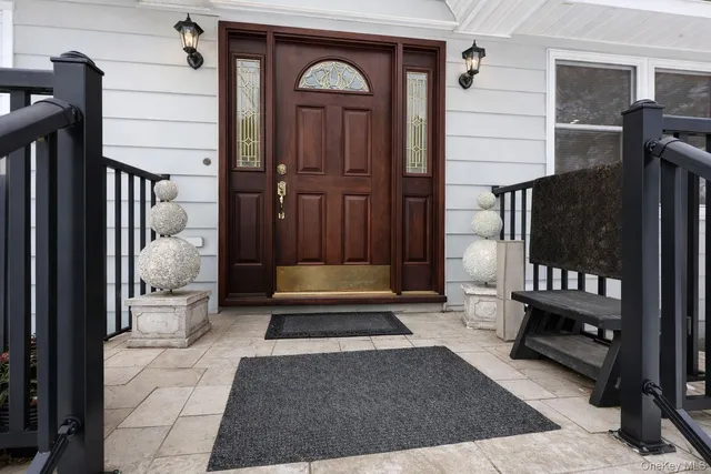 $450,000 | 145 North Fostertown Drive, Newburgh, NY 12550