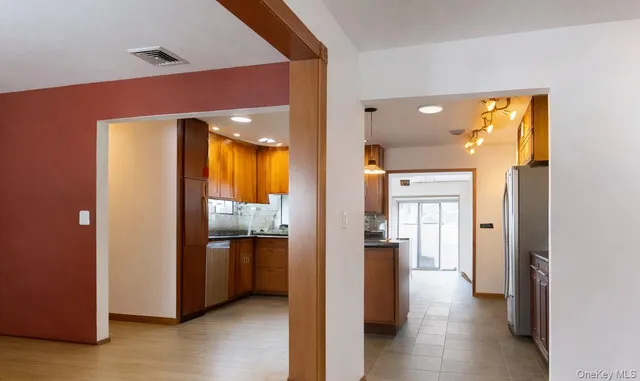 $450,000 | 145 North Fostertown Drive, Newburgh, NY 12550