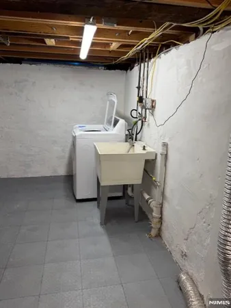 $2,650 | 95 Myrtle Avenue, Unit 1, Nutley, NJ 07110