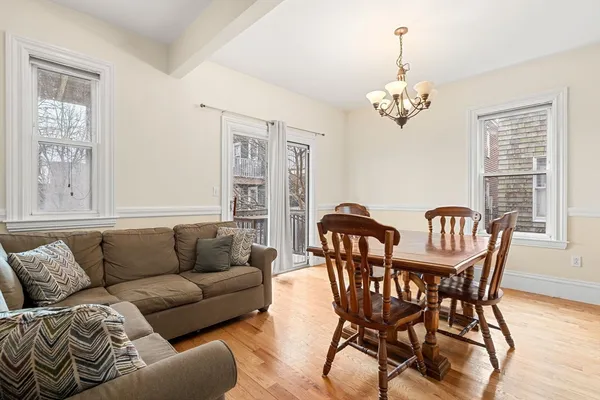 $4,900 | 795 East 5th Street, Unit 2, Boston, MA 02127