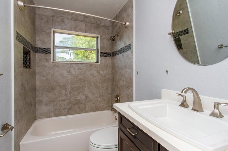 1700 Southwest 13th Place Boca Raton, FL 33486 - Photo 13 of 16 12_1700SW13thPlace_9_2ndBathroom_FlexMLS
