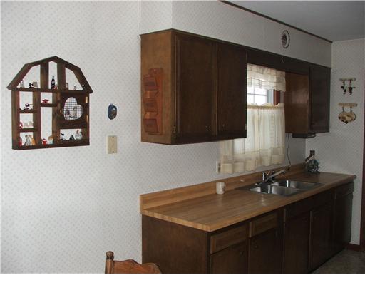 18046 Golden Bridge Road Wapakoneta, OH 45895 - Photo 7 of 10 Gallery Image 7