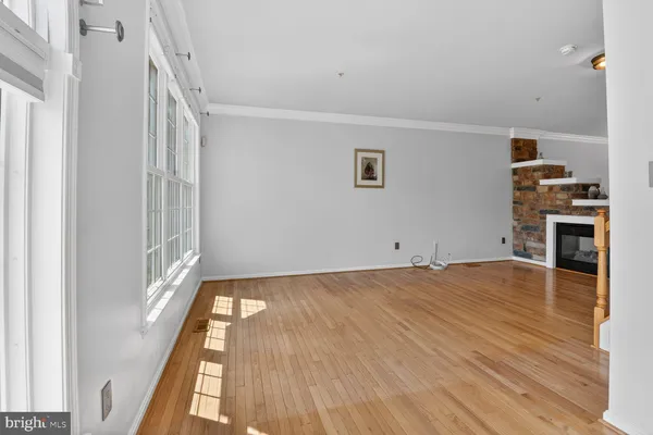 $3,000 | 5741 Goldfinch Court, Ellicott City, MD 21043