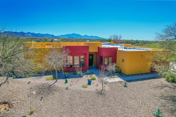 $779,900 | 9350 East Still Springs Place, Vail, AZ 85641