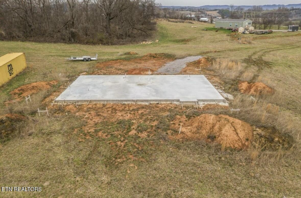 350 Reed Road Greeneville, TN 37745 - Photo 4 of 12 a view of an ocean