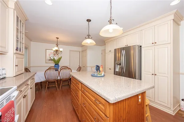 $1,200,000 | 216 Juniper Circle, Bermuda Run, NC 27006