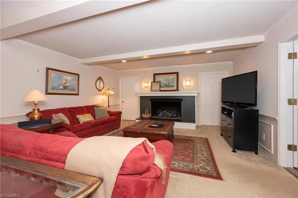 $1,200,000 | 216 Juniper Circle, Bermuda Run, NC 27006