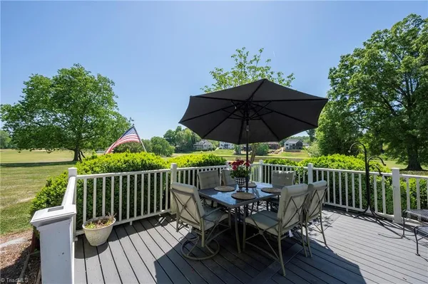 $1,200,000 | 216 Juniper Circle, Bermuda Run, NC 27006