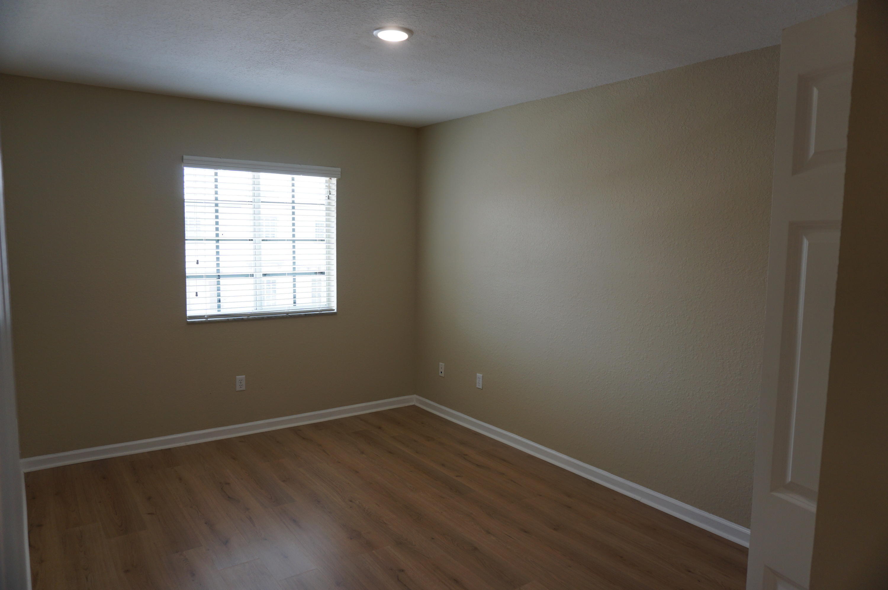 2030 Nassau Drive Riviera Beach, FL 33404 - Photo 18 of 28 DSC05314