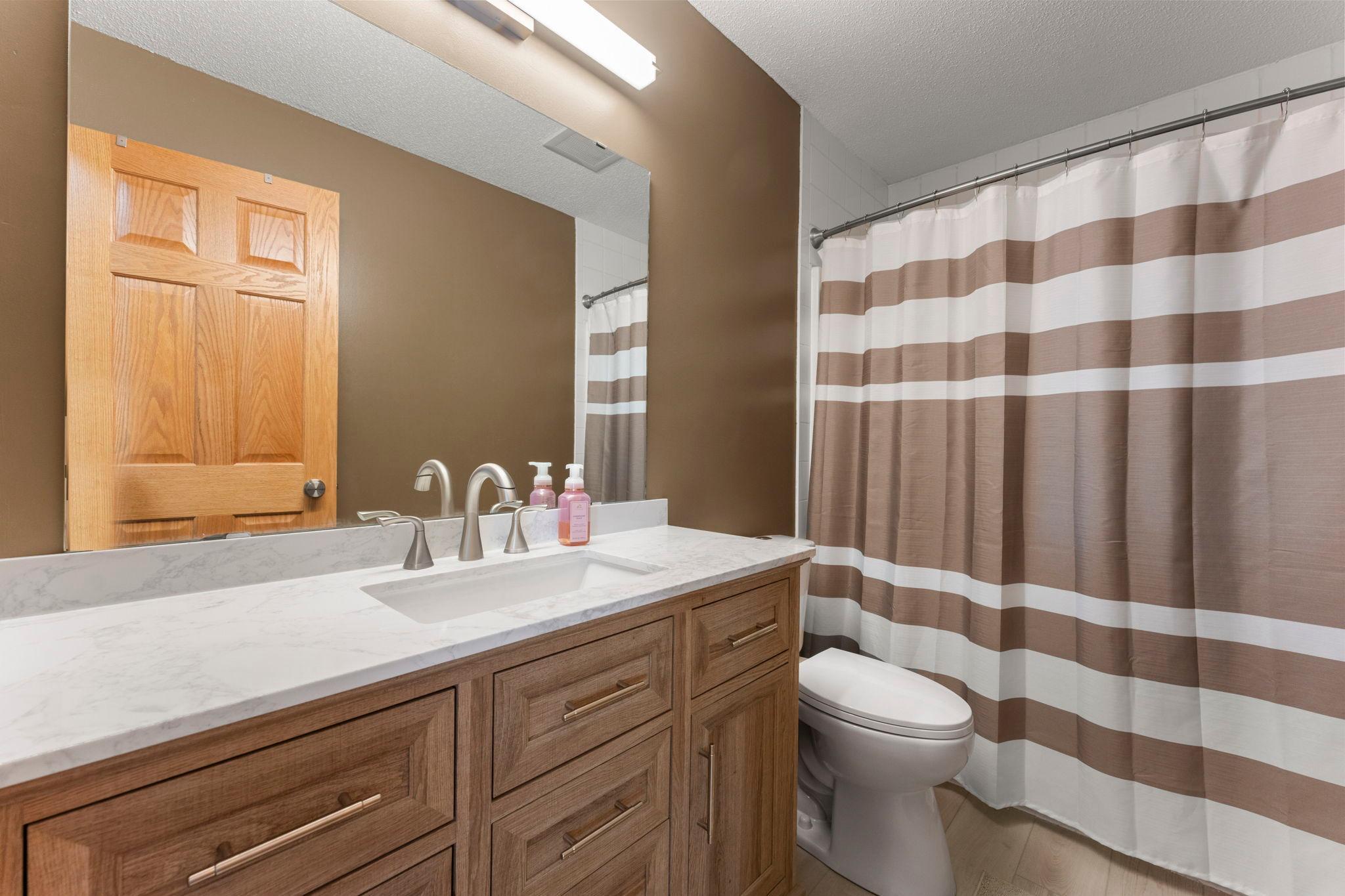 2033 Joe's Lake Road Cambridge, MN 55008 - Photo 29 of 61 Gallery Image 29