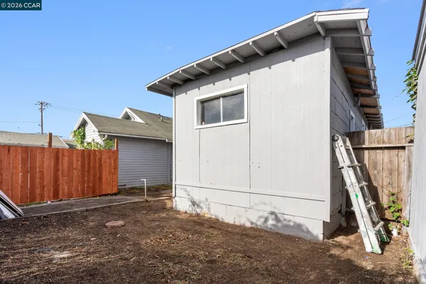 $368,900 | 2612 75th Avenue, Oakland, CA 94605